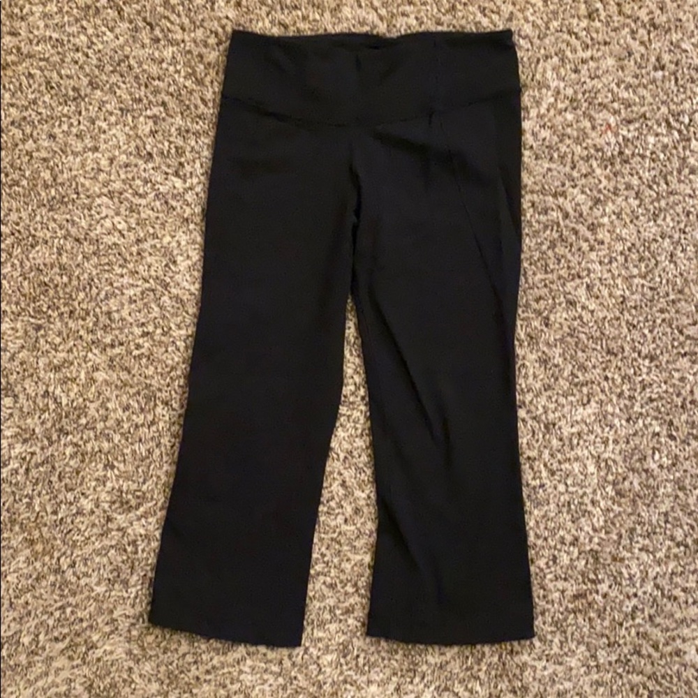 Lululemon capris - Picture 2 of 3
